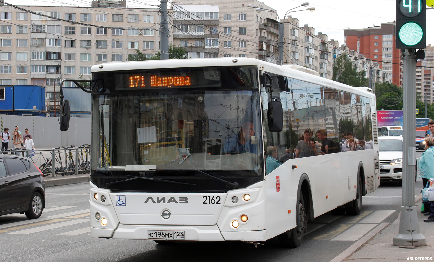 Saint Petersburg, LiAZ-5292.30 # 2162