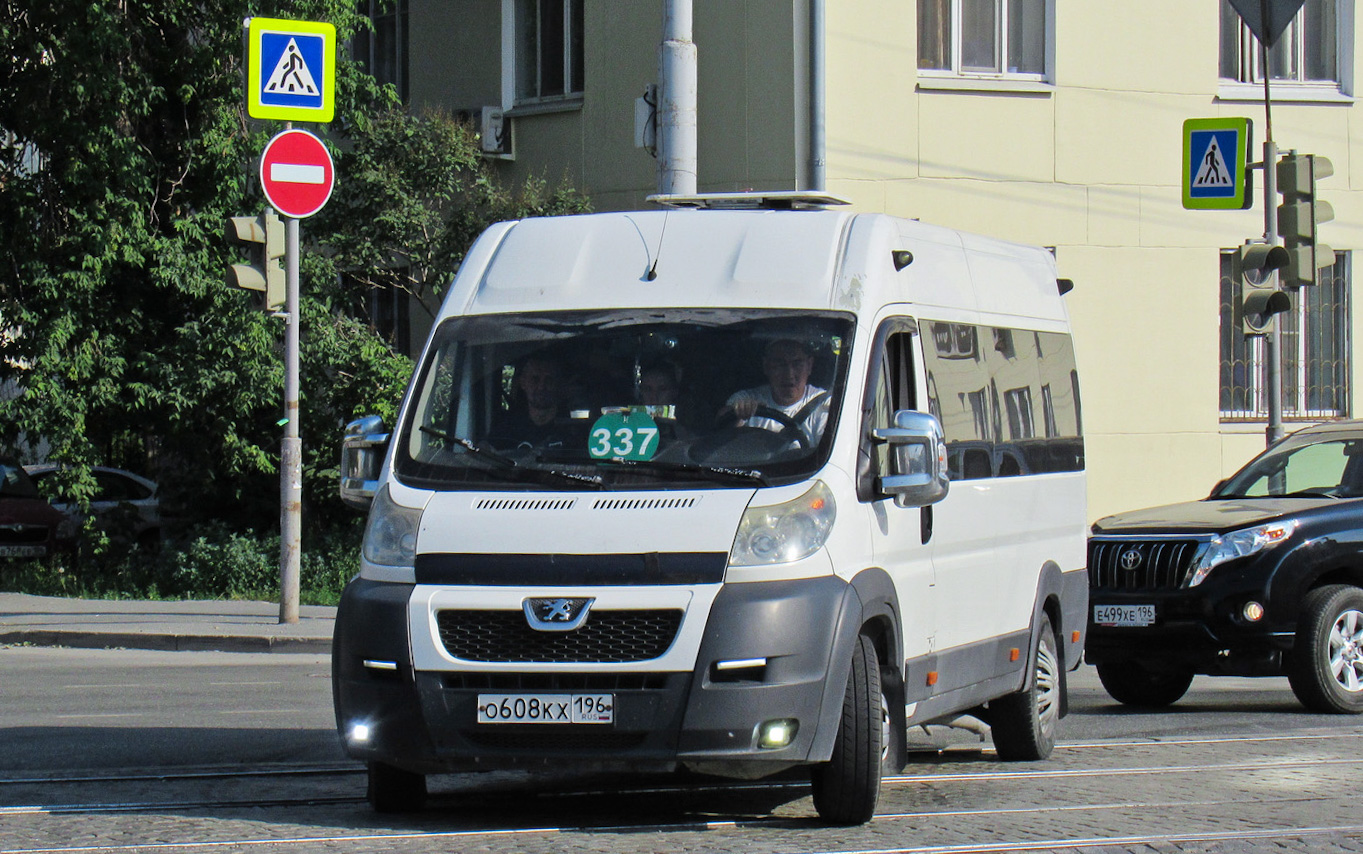 Свердловская область, Нижегородец-2227SK (Peugeot Boxer) № О 608 КХ 196