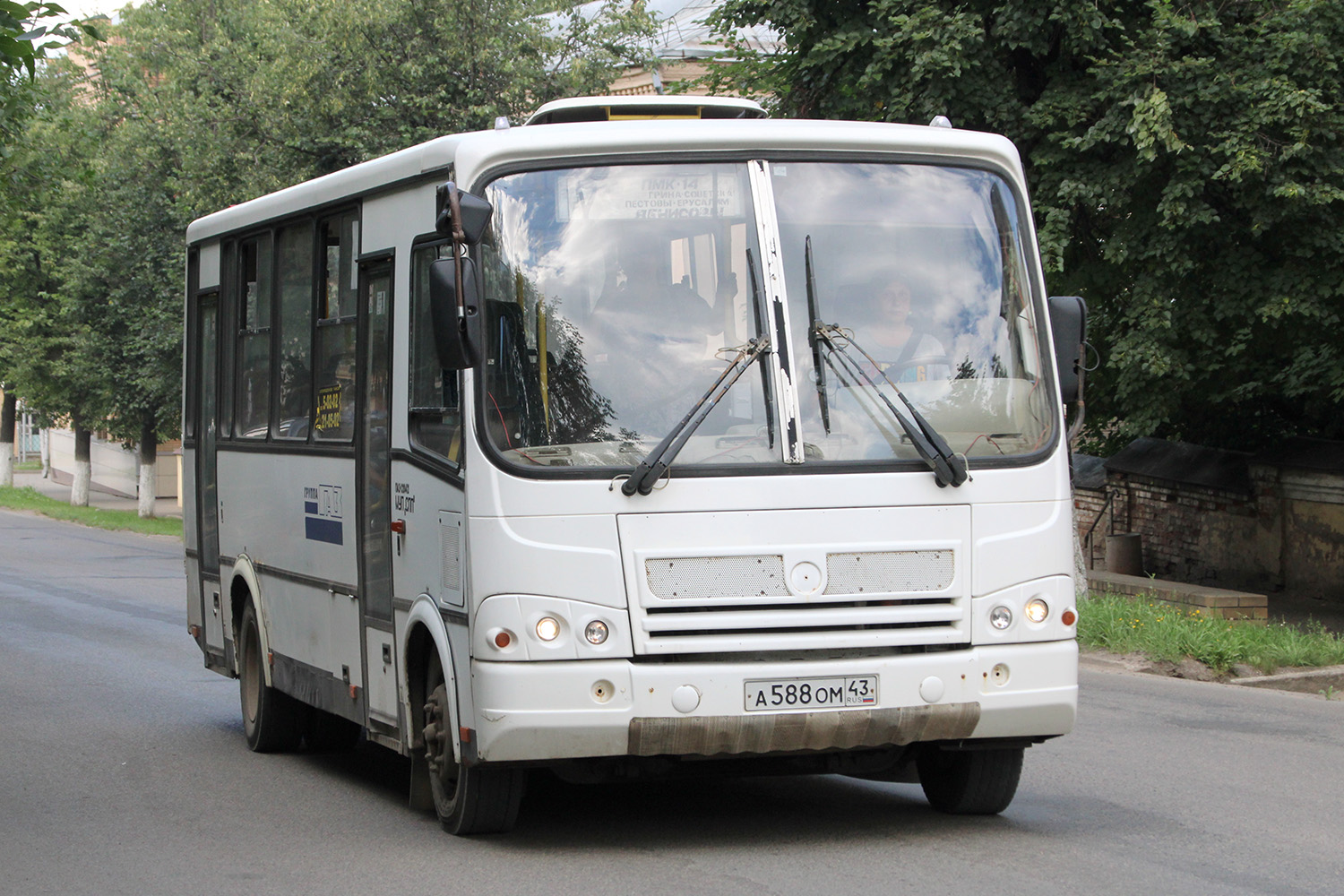 Кировская область, ПАЗ-320412-05 № А 588 ОМ 43