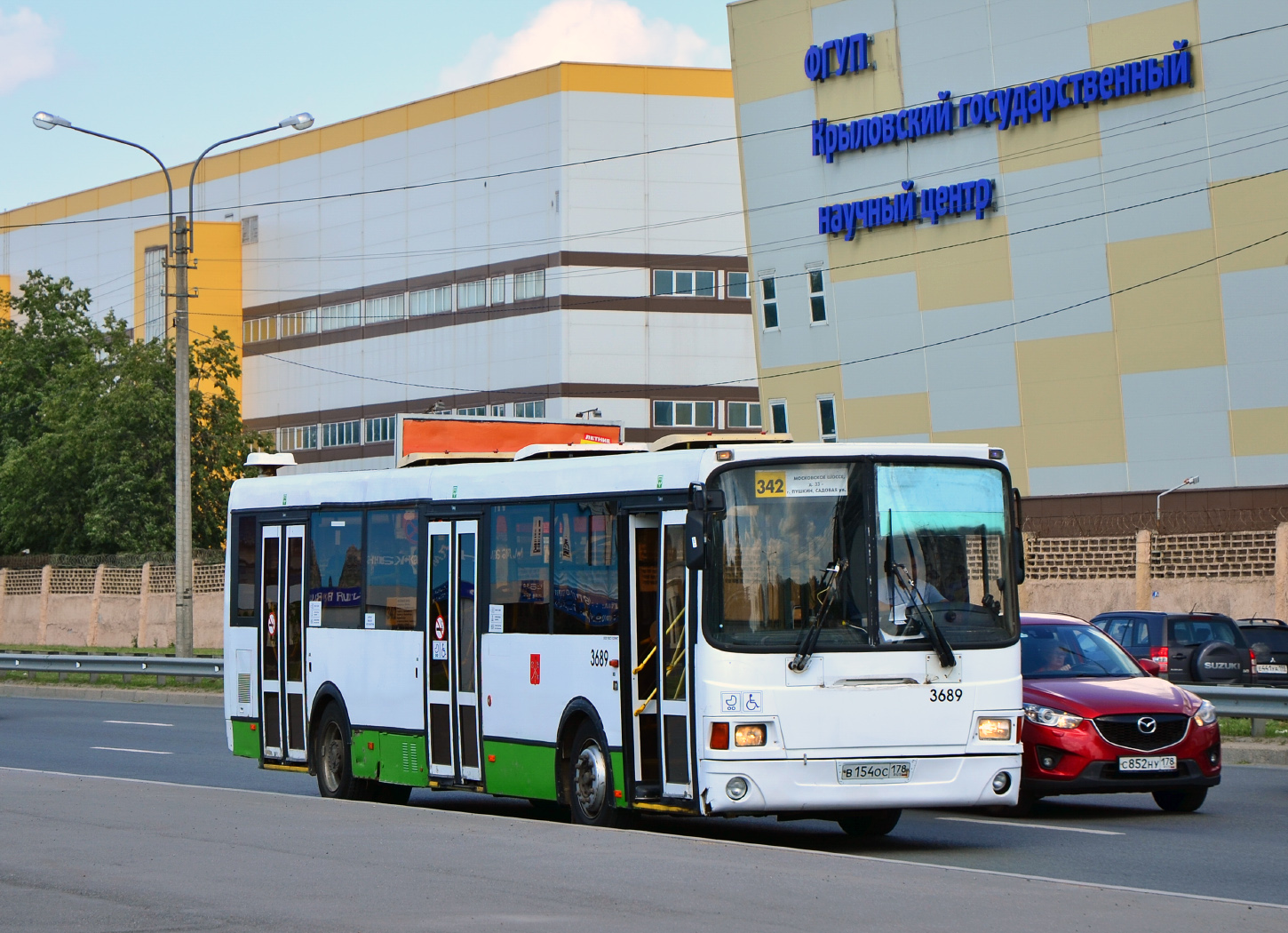 Автобус 342 маршрут спб. ЛИАЗ 5293. ЛИАЗ-5293 автобус. Новый ЛИАЗ 5293. ЛИАЗ-5293 Санкт-Петербург