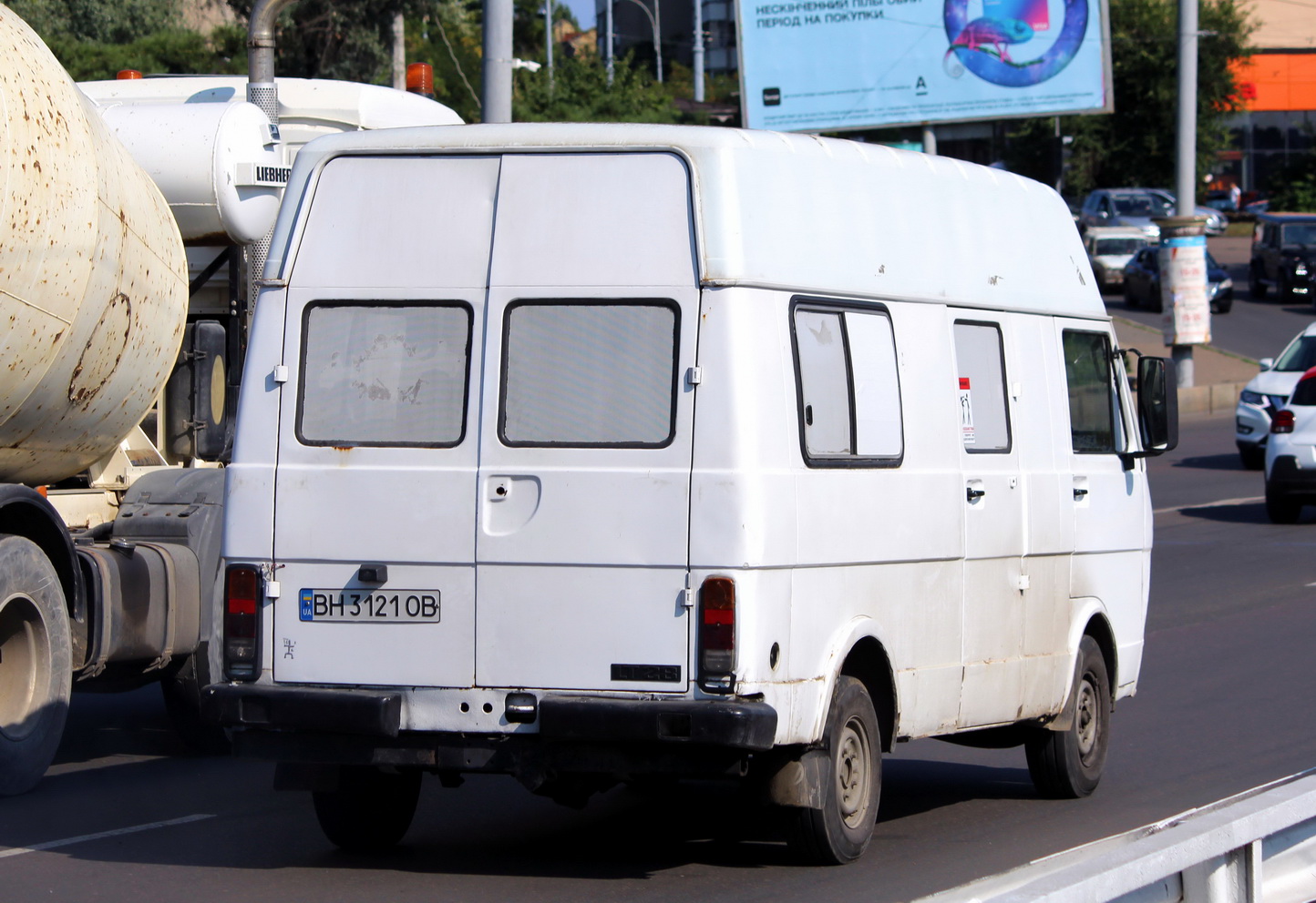 Одесская область, Volkswagen LT28 № BH 3121 OB
