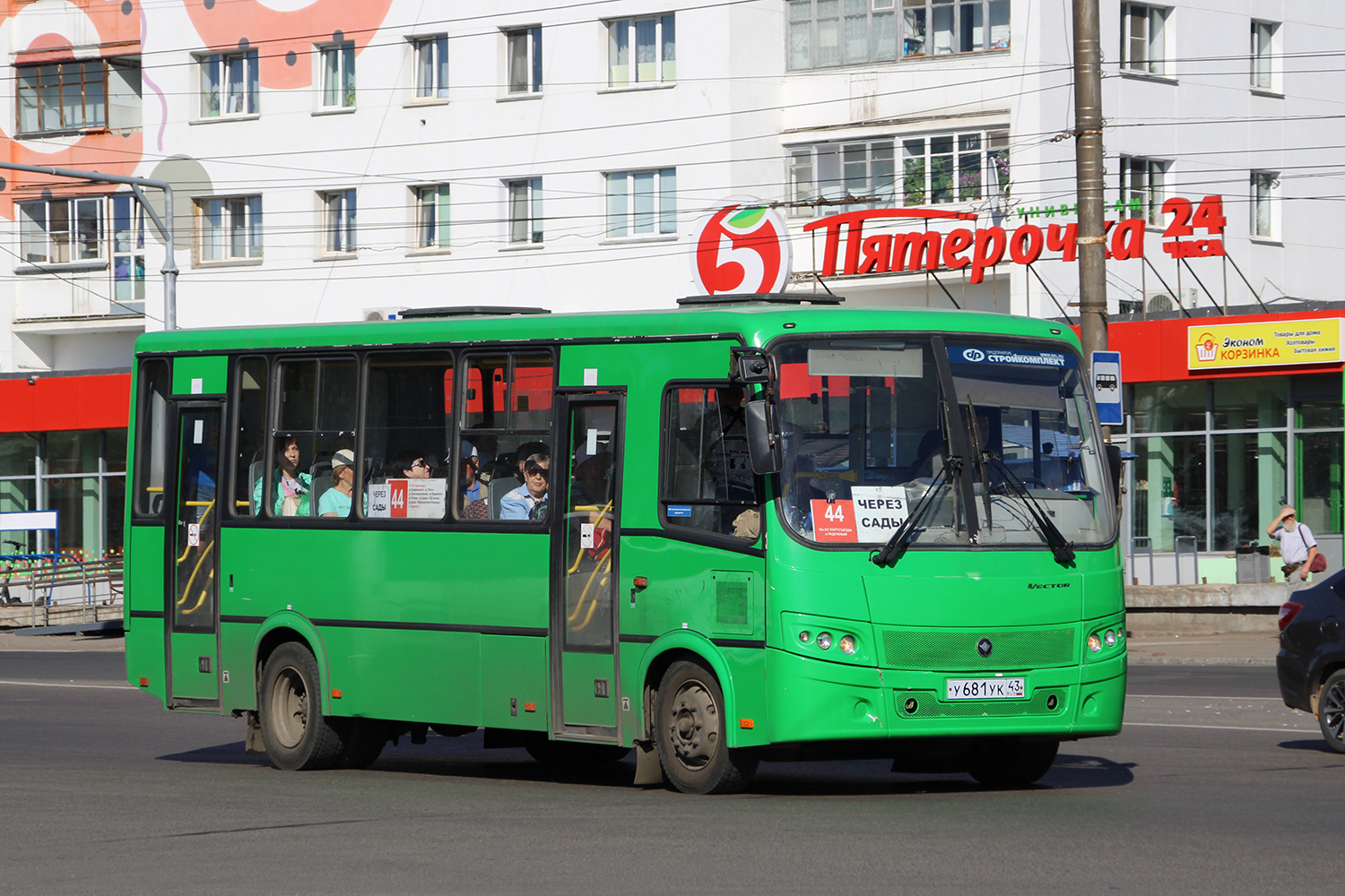 Кировская область, ПАЗ-320412-04 "Вектор" № У 681 УК 43