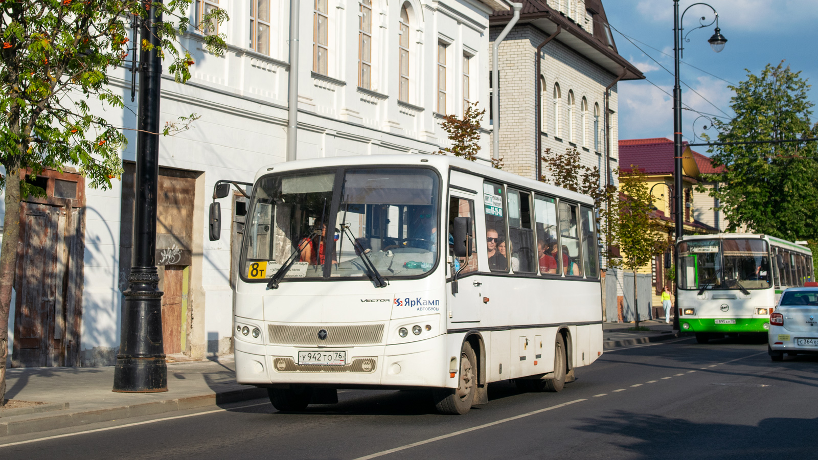 Yaroslavl region, PAZ-320402-05 "Vector" # У 942 ТО 76