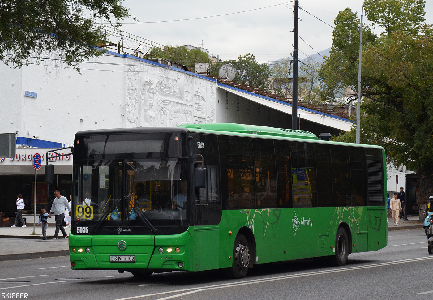 Алматы, Golden Dragon XML6125CR № 5035