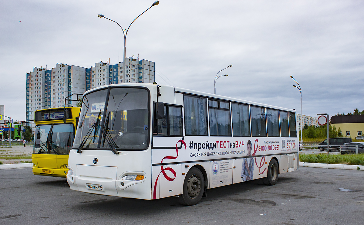 Ханты-Мансийский АО, КАвЗ-4238-42 № Р 806 ВМ 186