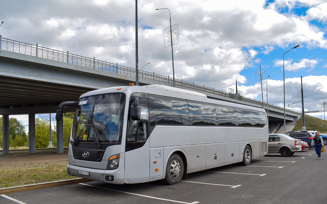 Челябинская область, Hyundai Universe Space Luxury № Е 205 СУ 174 ...