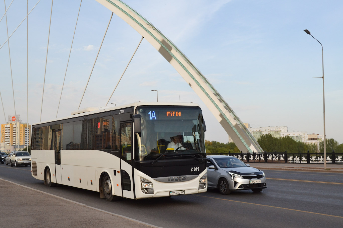 Астана, IVECO Crossway LINE 13M (СарыаркаАвтоПром) № Z019