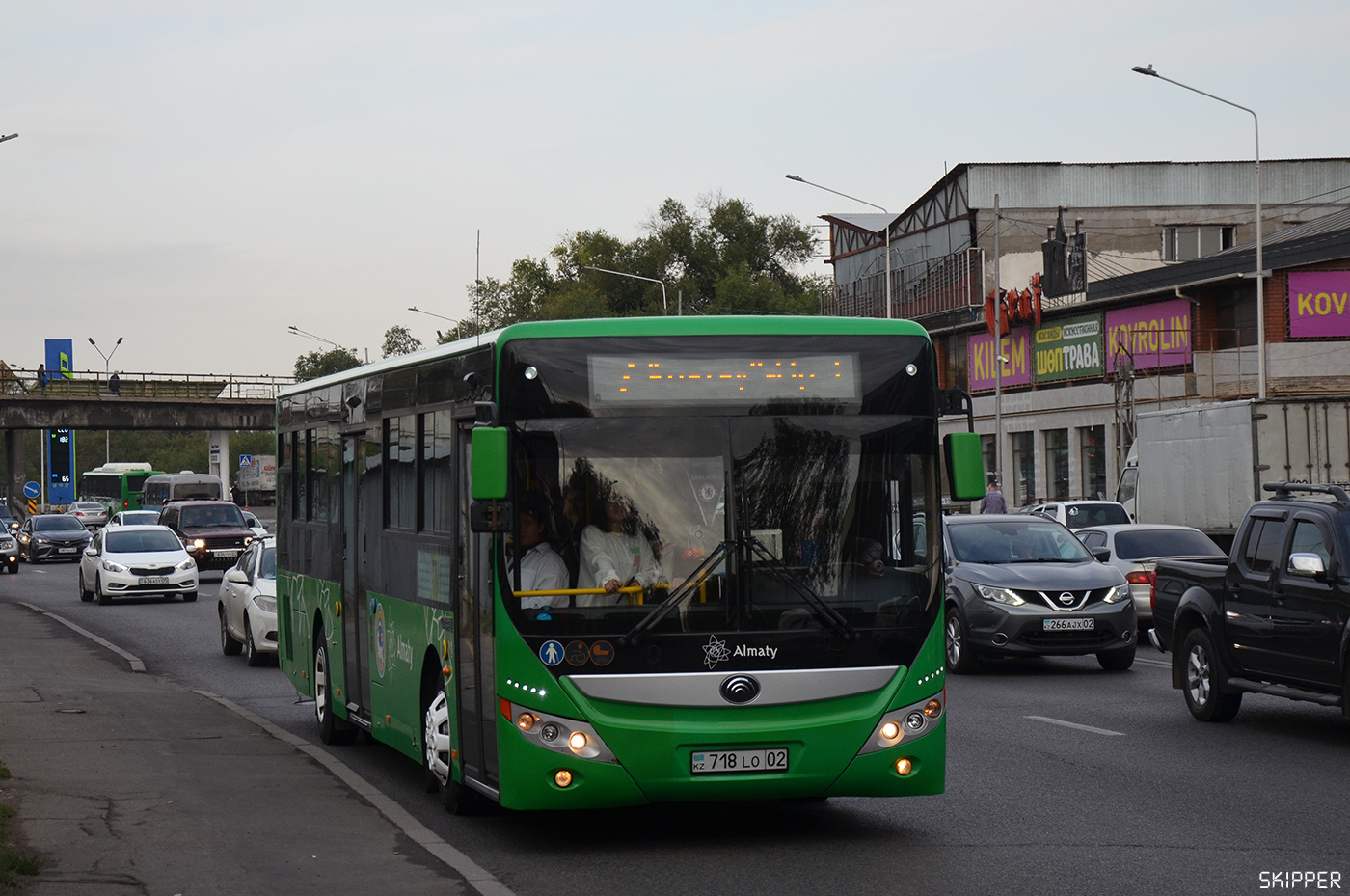 Алматы, Yutong ZK6118HGA № 718 LO 02