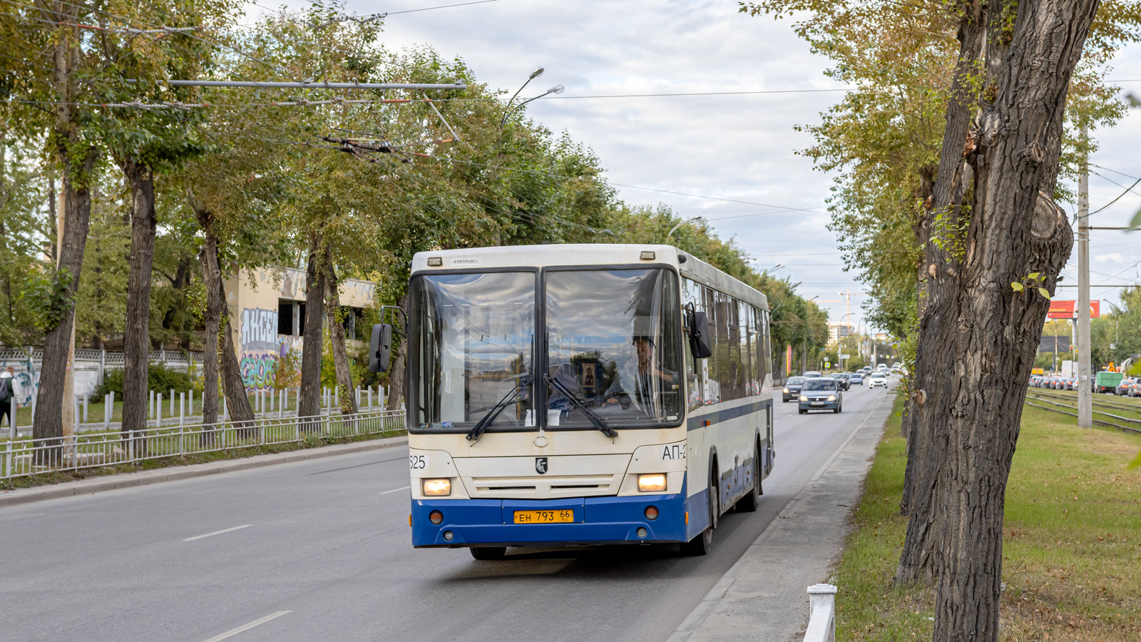 525 автобус щербинка. Нефаз 5299 новосибирск. Автобус 525 маршрут. Транзит смоленск. Нижегородец 222702.