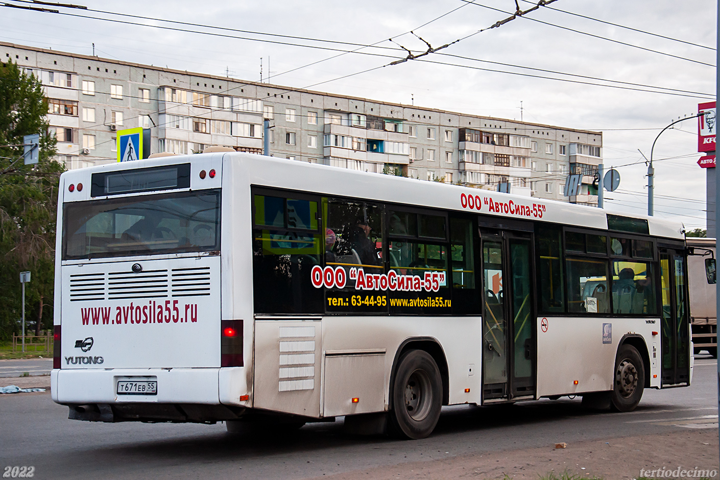 Омская область, Yutong ZK6118HGA № 2011