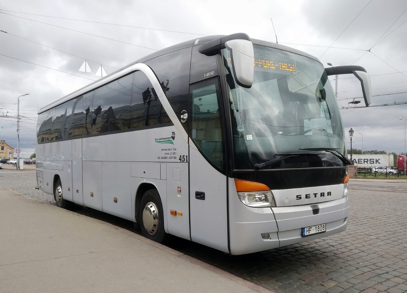 Латвия, Setra S415HD № 451