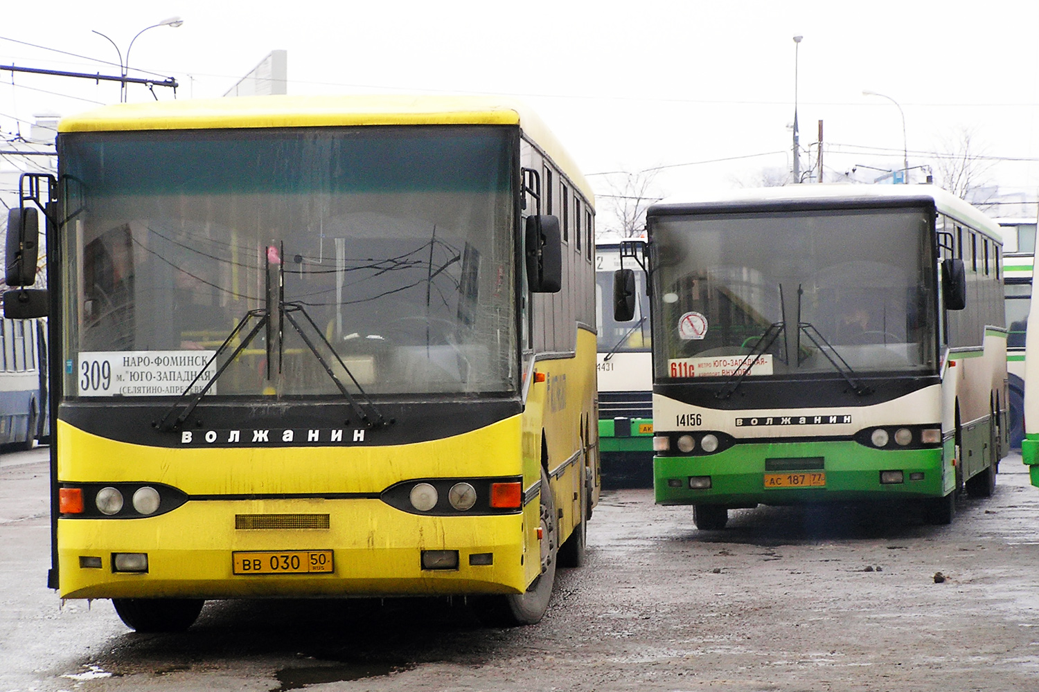 Московская область, Волжанин-6270.00 № 1233; Москва, Волжанин-6270.00 № 14156