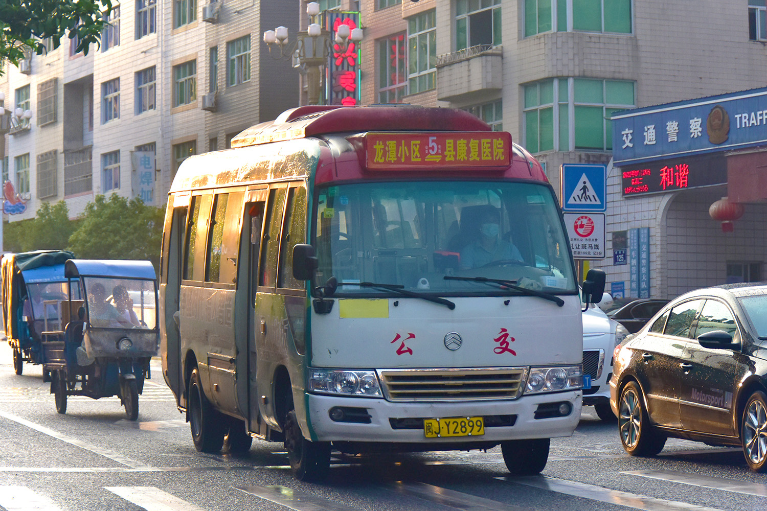 Китай, Golden Dragon XML6700JEVA0C № 闽J Y2899