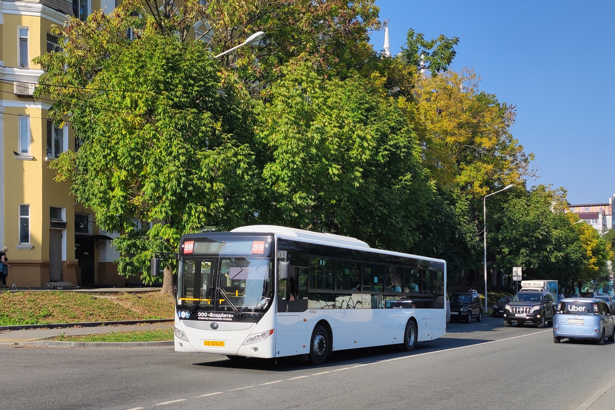 Приморский край, Yutong ZK6118HGA № АВ 524 25