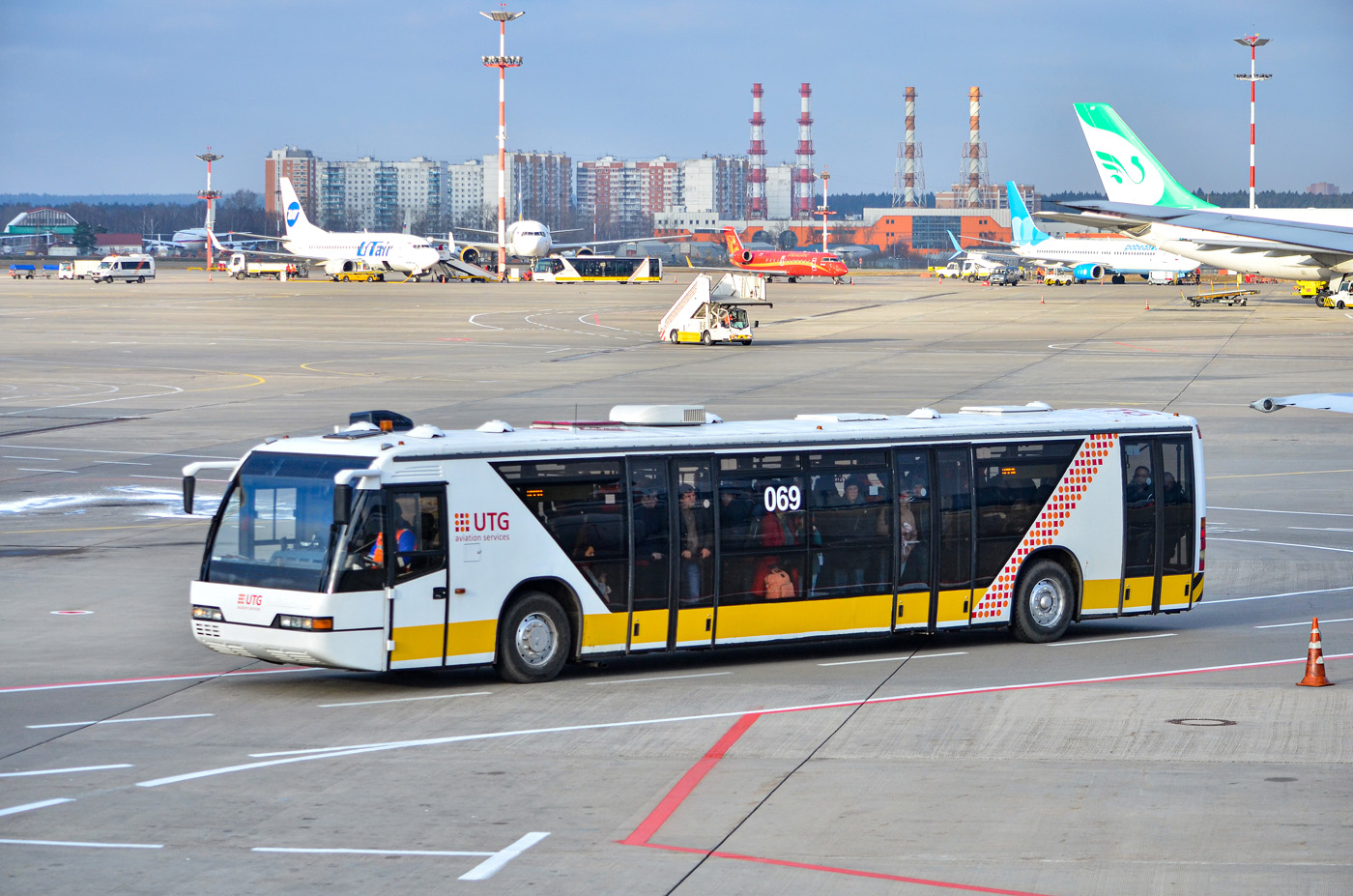 Москва, Neoplan P83 N9122 Apron № 069