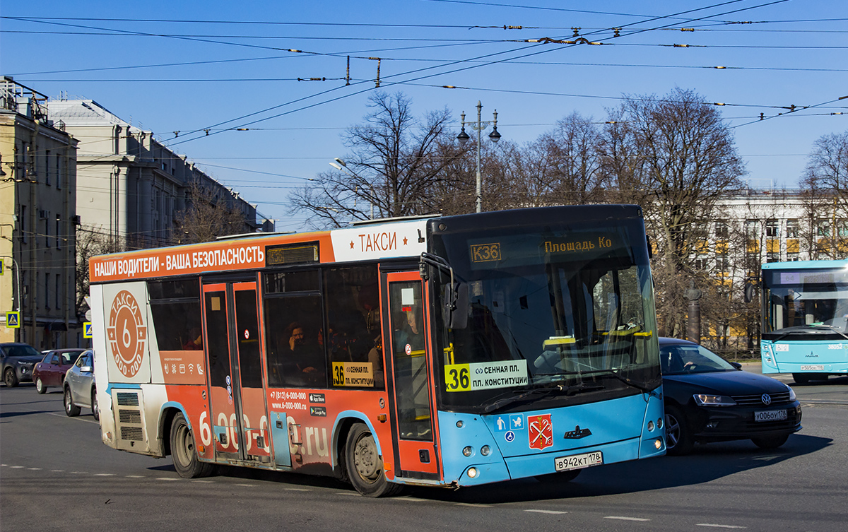 Санкт-Петербург, МАЗ-206.067 № В 942 КТ 178
