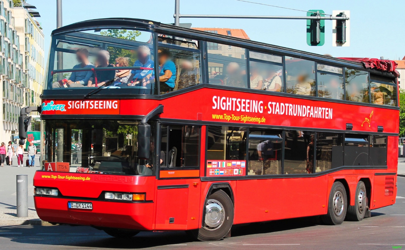 Берлин, Neoplan N4026/3 № B-DX 1144