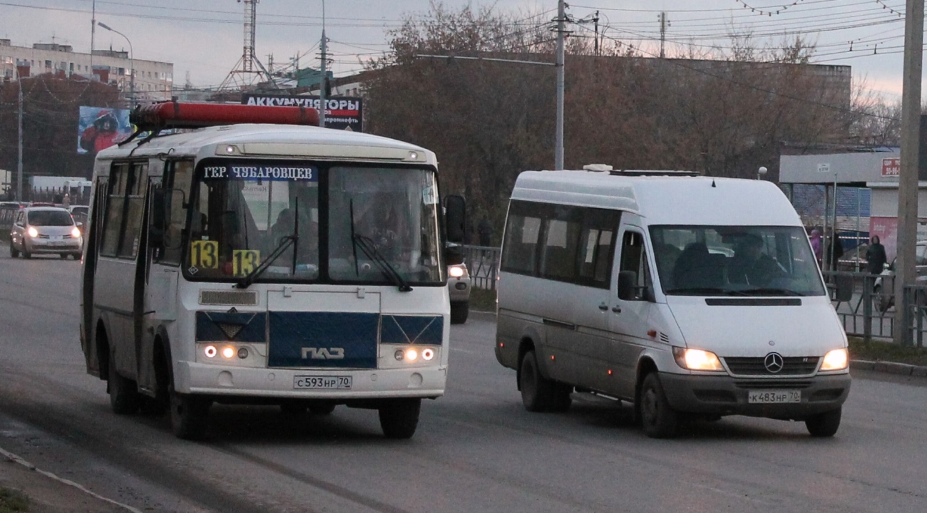 Томская область, ПАЗ-32054 № С 593 НР 70; Новосибирская область, Луидор-223201 (MB Sprinter Classic) № К 483 НР 70