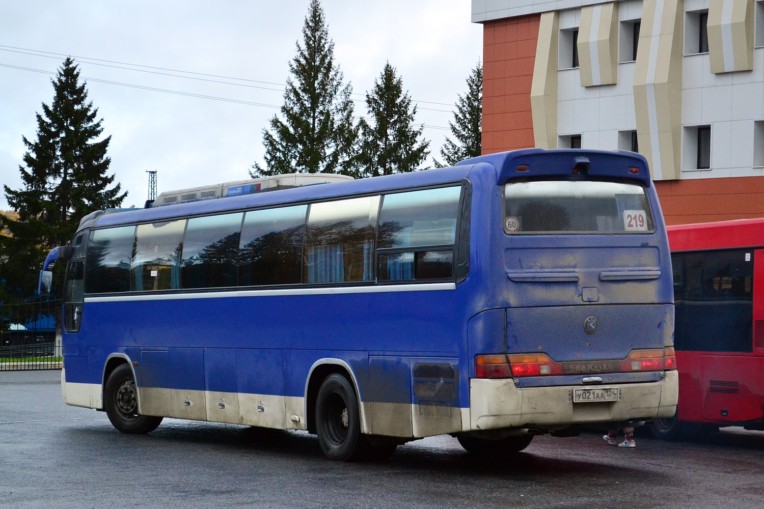 Красноярский край, Kia KM948 Granbird Greenfield № У 021 АА 124
