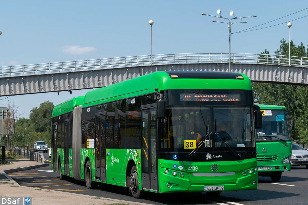 Ałmaty, Golden Dragon XML6185J13C (Hyundai Trans Auto) Nr 4139