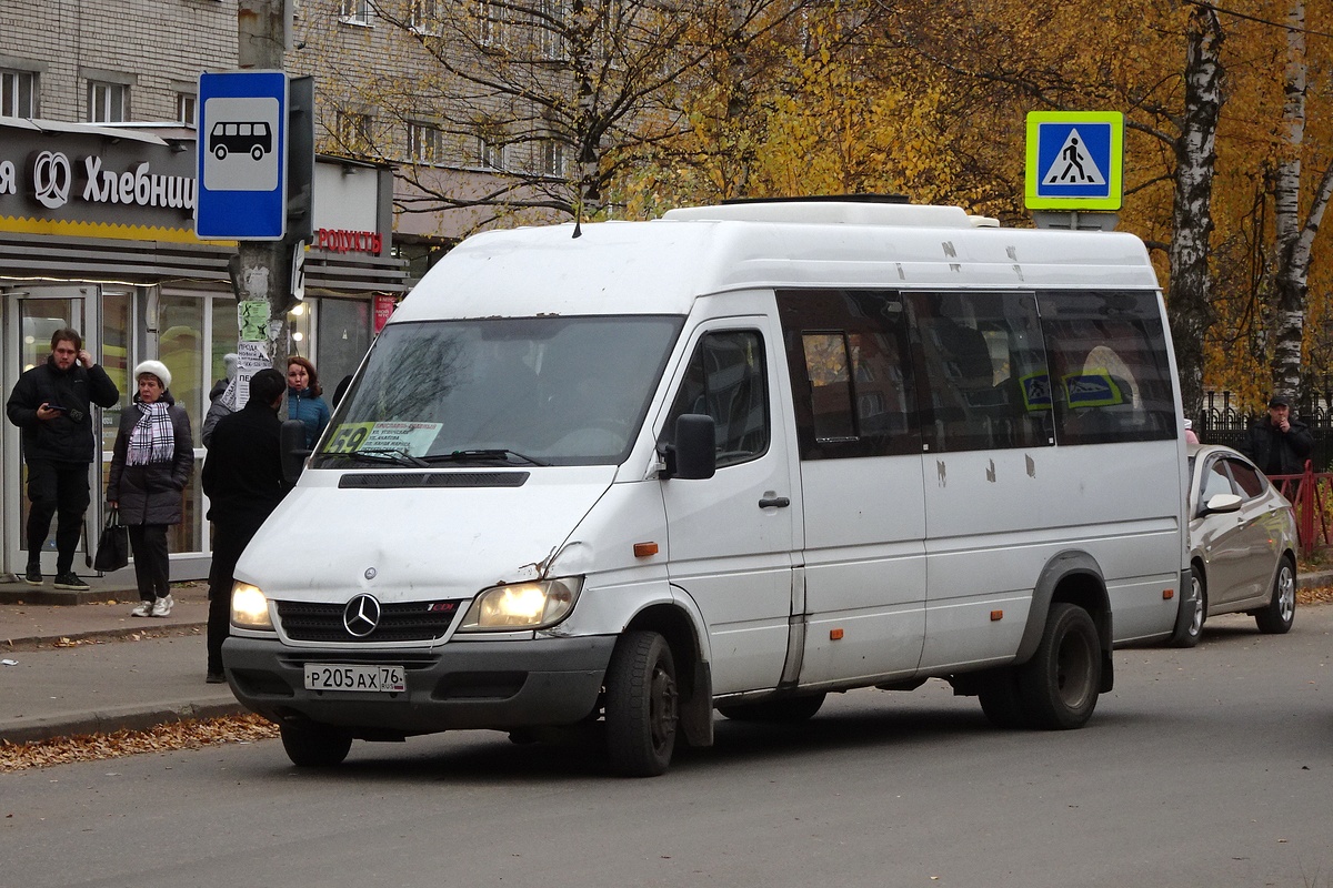 Yaroslavl region, Luidor-223213 (MB Sprinter Classic) # 957