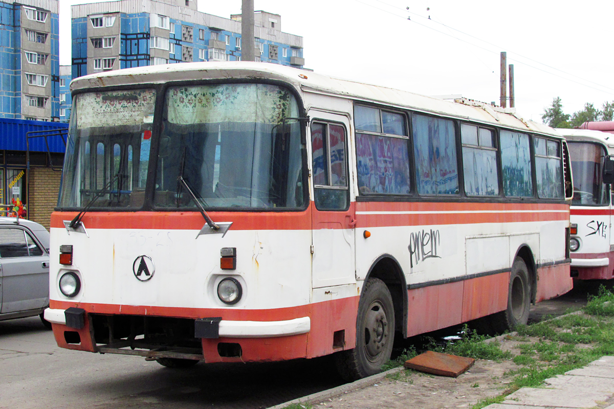 Днепропетровская область, ЛАЗ-695Н № 121-05 АА