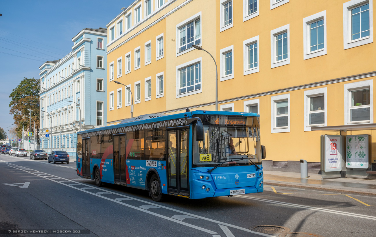 Moscow, LiAZ-5292.65 # 040793