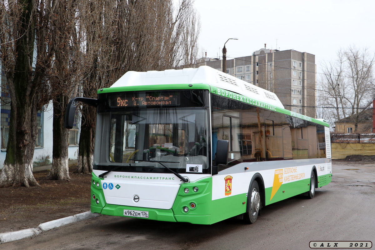 Воронежская область, ЛиАЗ-5292.67 (CNG) № А 962 ЕМ 136
