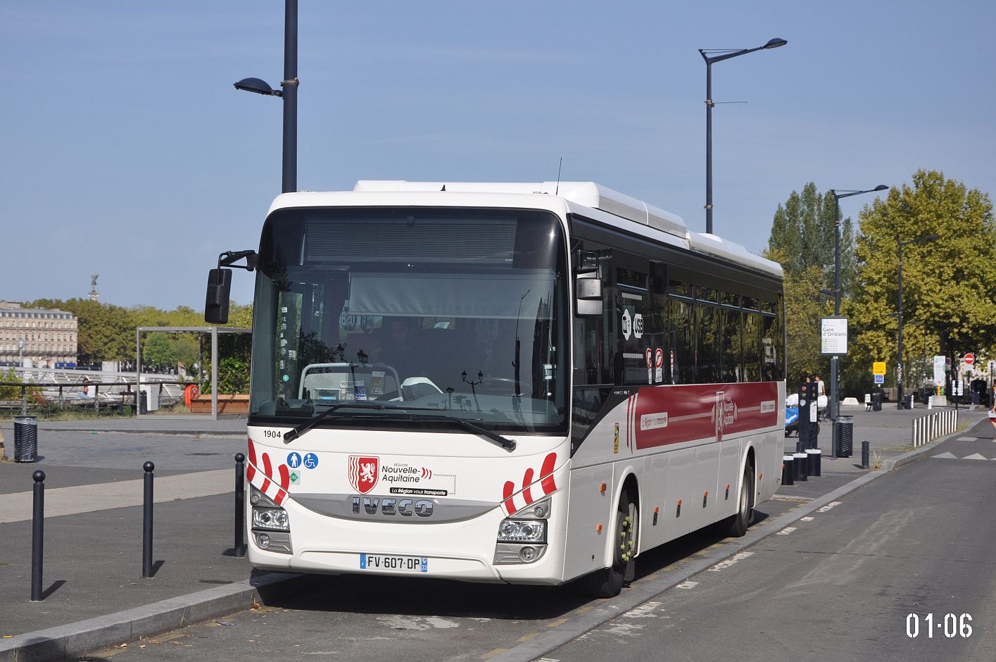 Франция, IVECO Crossway LINE 13M NP № 1904