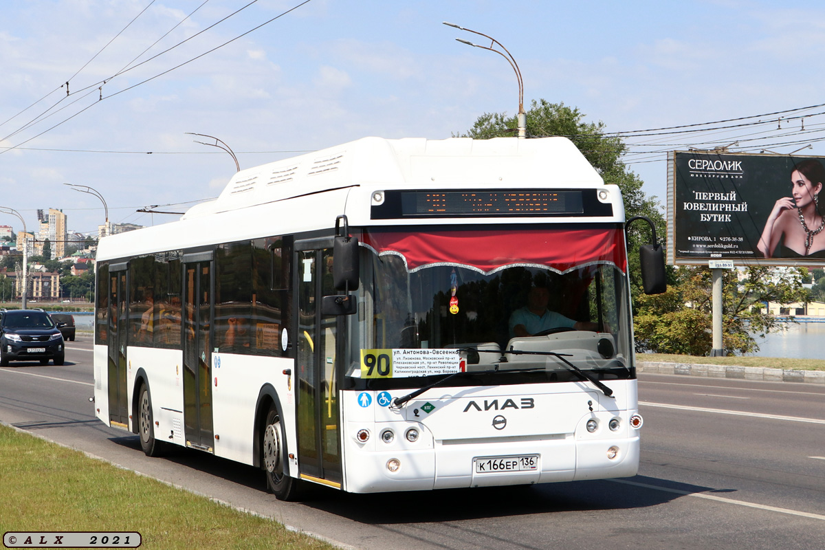 Voronezh region, LiAZ-5292.67 (CNG) # К 166 ЕР 136