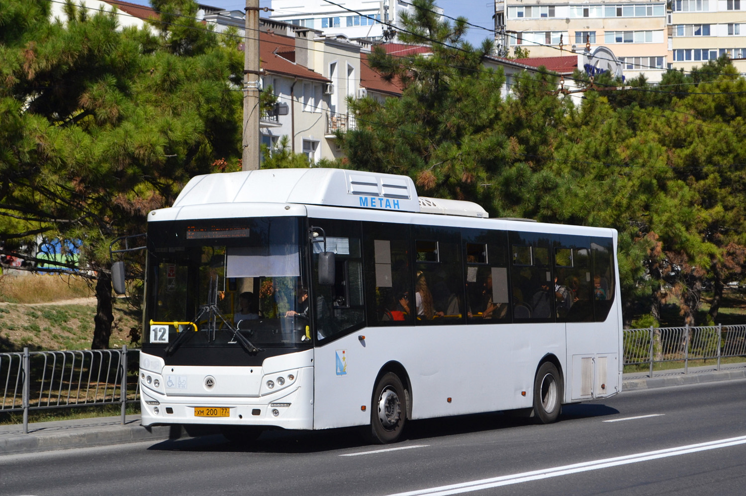 Севастополь, КАвЗ-4270-70 № ХМ 200 77