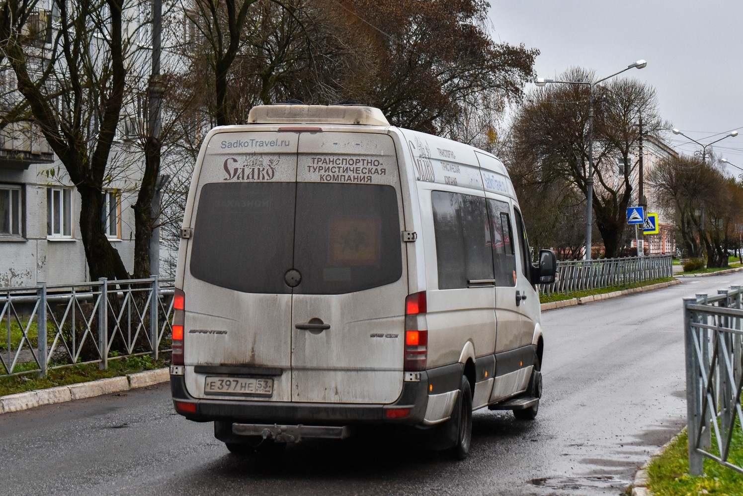 Новгородская область, Луидор-223690 (MB Sprinter) № Е 397 НЕ 53