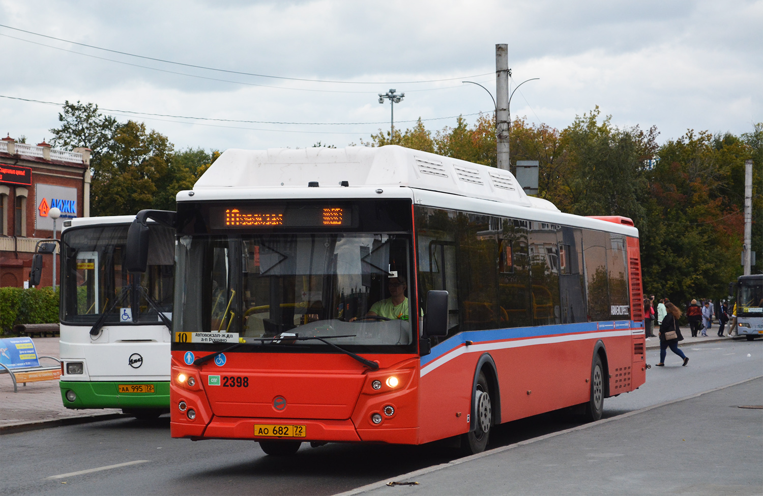 Тюменская область, ЛиАЗ-5292.67 (CNG) № 2398