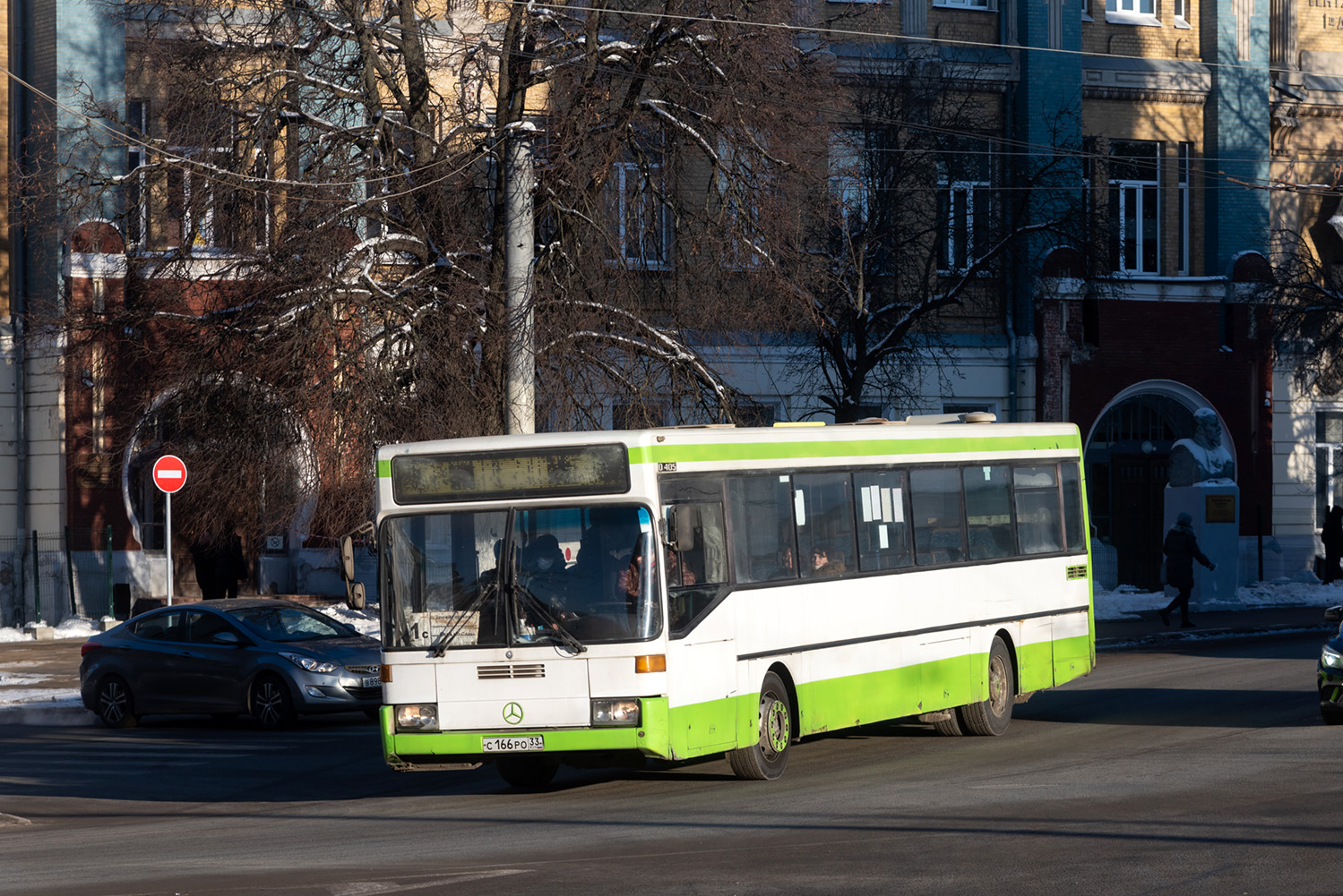 Vladimir region, Mercedes-Benz O405 # С 166 РО 33