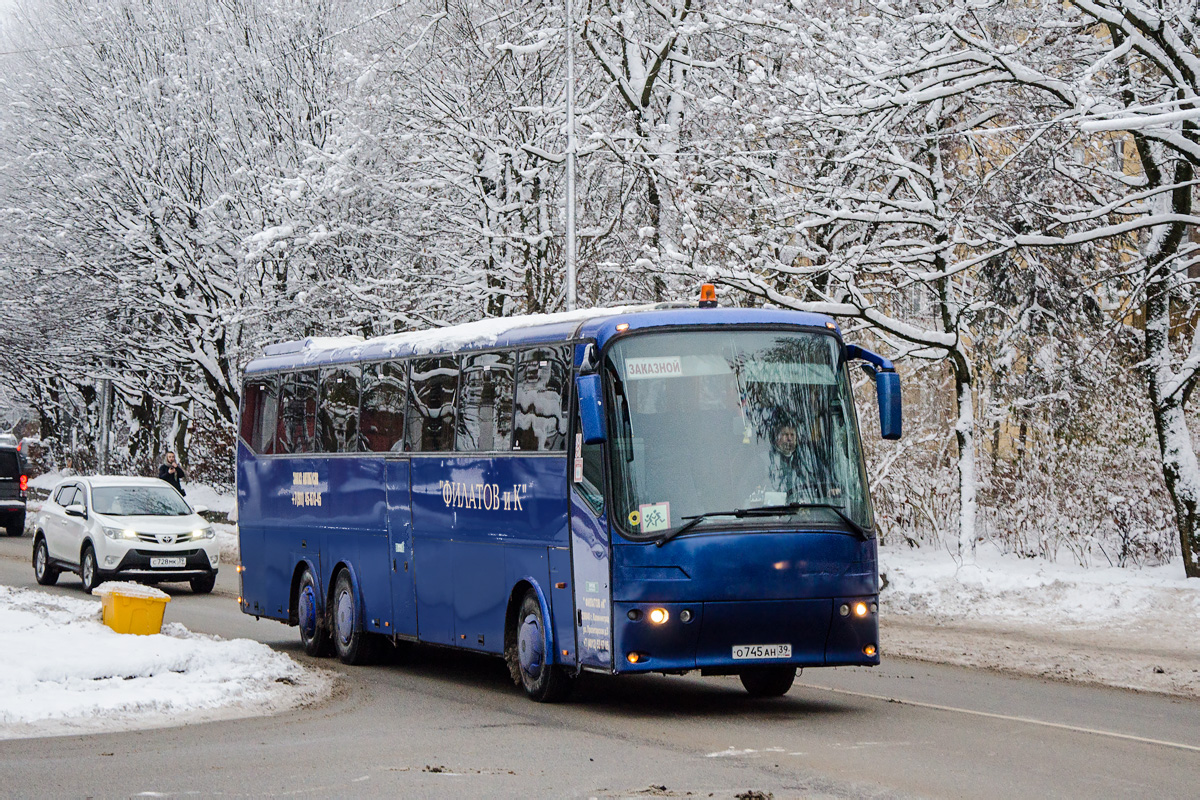 Калининградская область, Bova Futura FHD 14.430 № О 745 АН 39