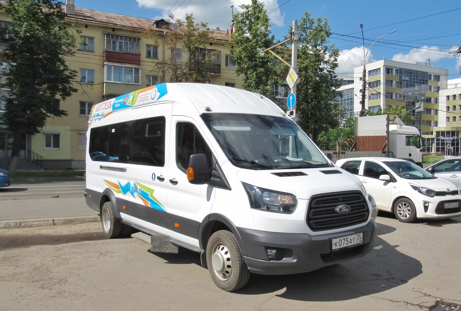 Вологодская область, Ford Transit FBD [RUS] (Z6F.ESG.) № К 075 АТ 35