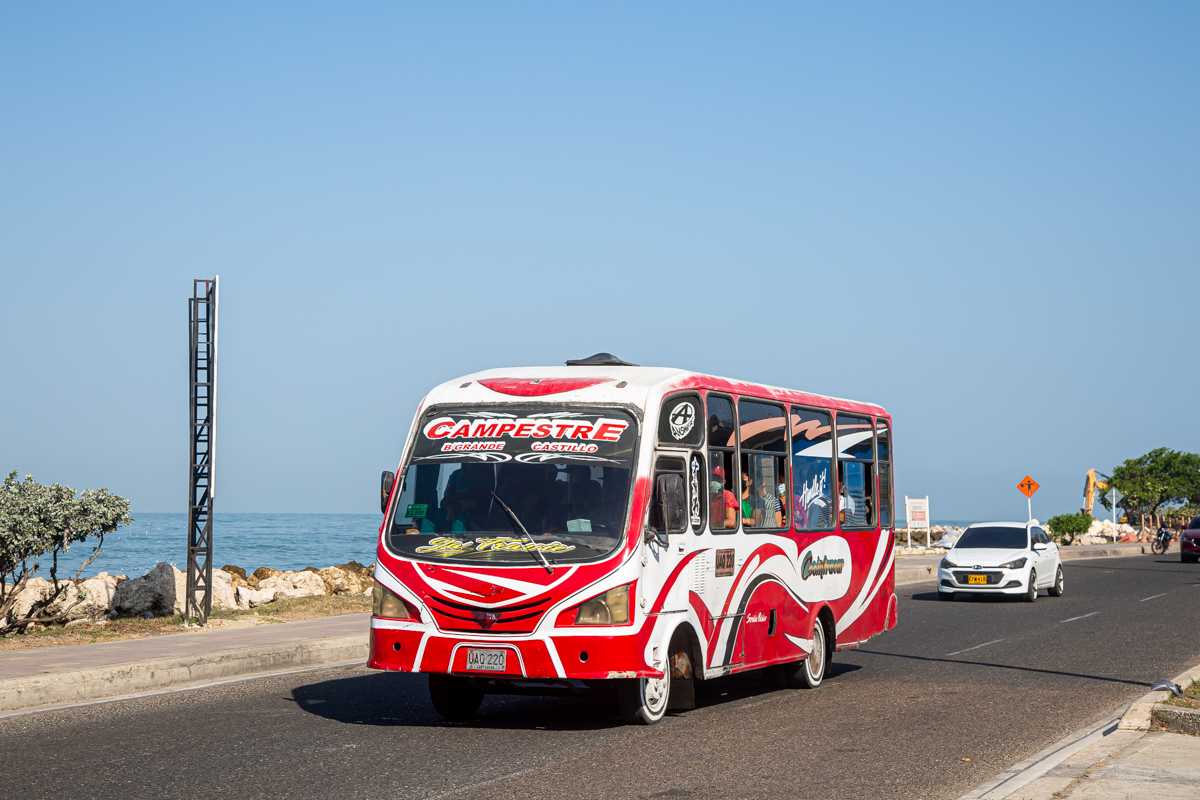 Колумбия, (модель неизвестна) № UAQ 220