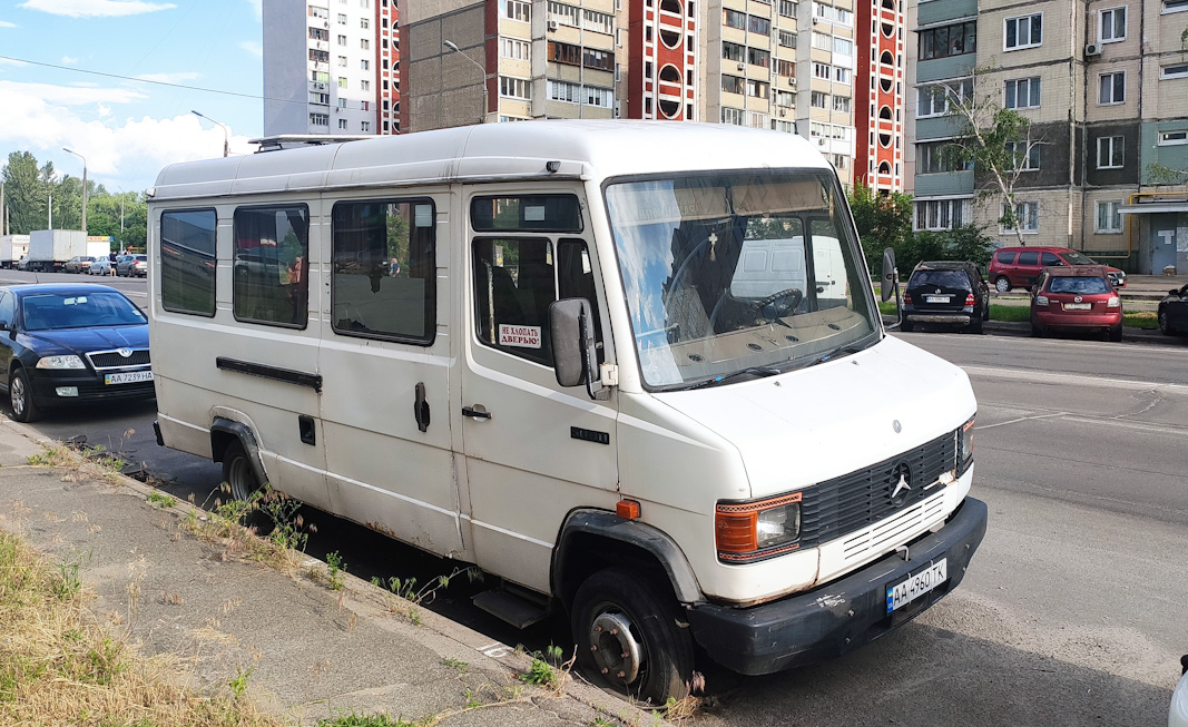 Киев, Mercedes-Benz T2 508D № AA 4960 TK
