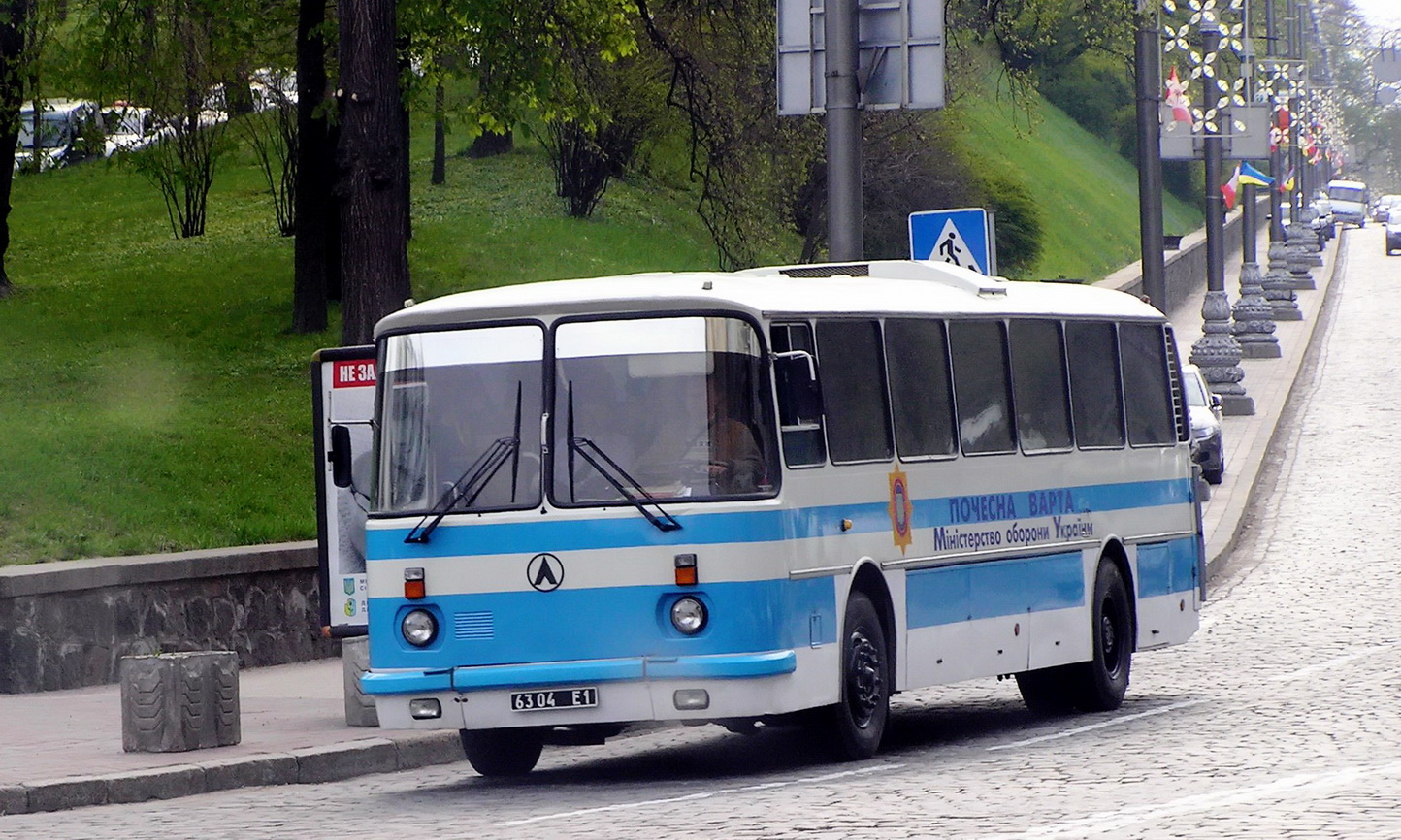 Киев, ЛАЗ-699Р № 6304 Е1