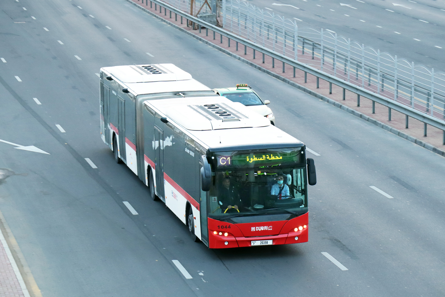 ОАЭ, Neoplan 489 N4522/3 Centroliner Evolution № 1044