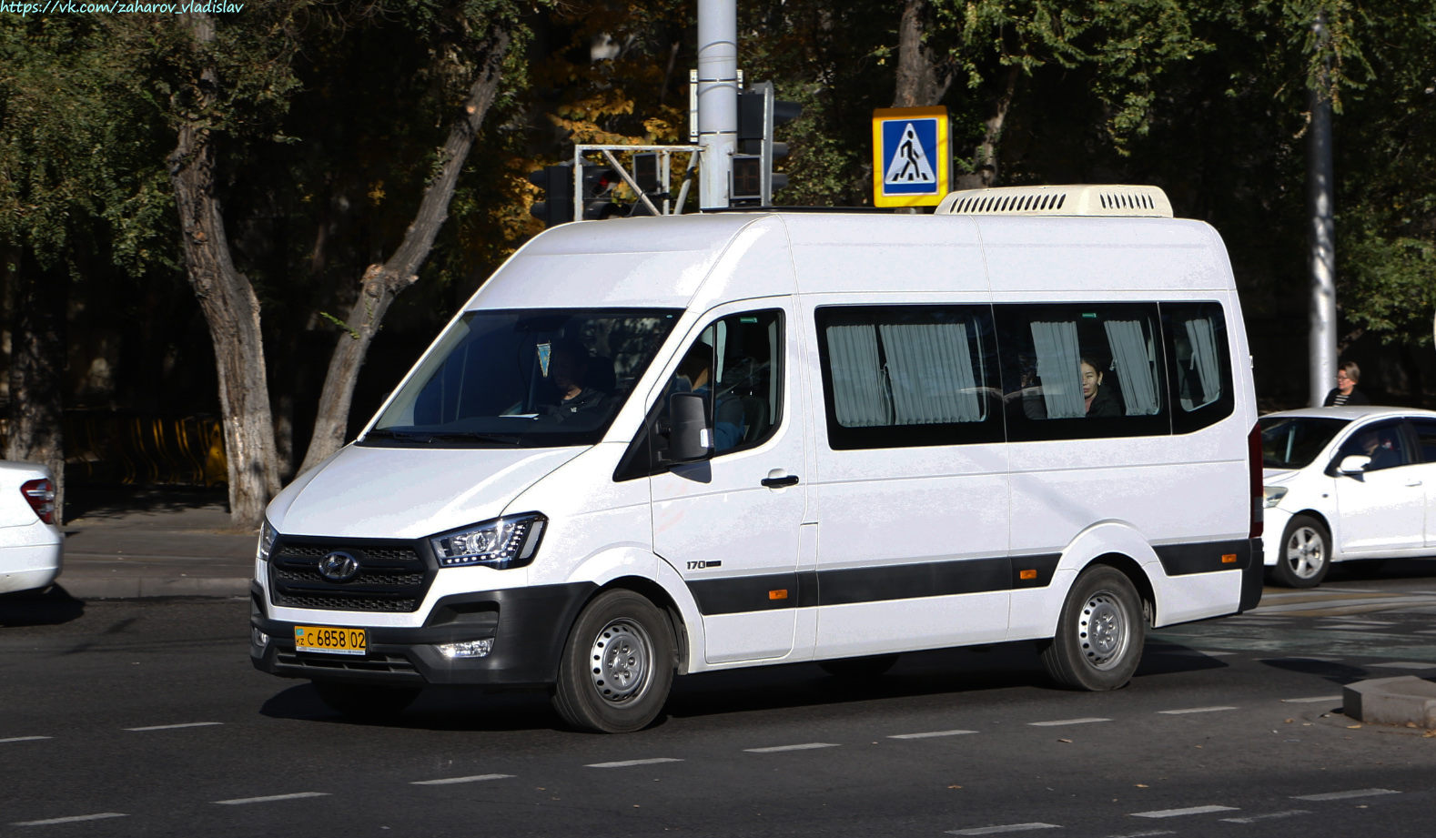 Алматы, Hyundai H350 (Hyundai Trans Auto) № C 6858 02