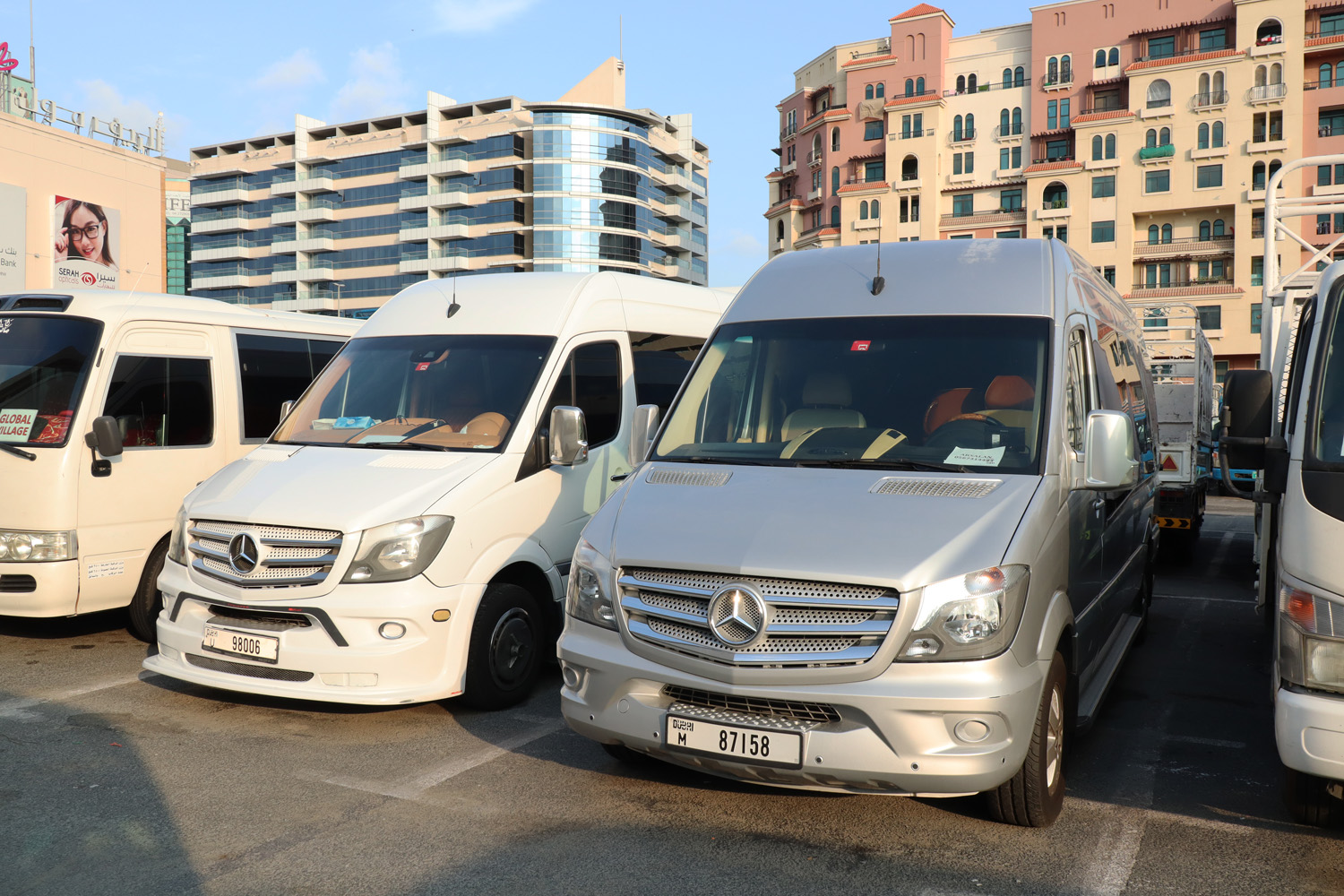 ОАЭ, Mercedes-Benz Sprinter W906 516CDI № M 87158