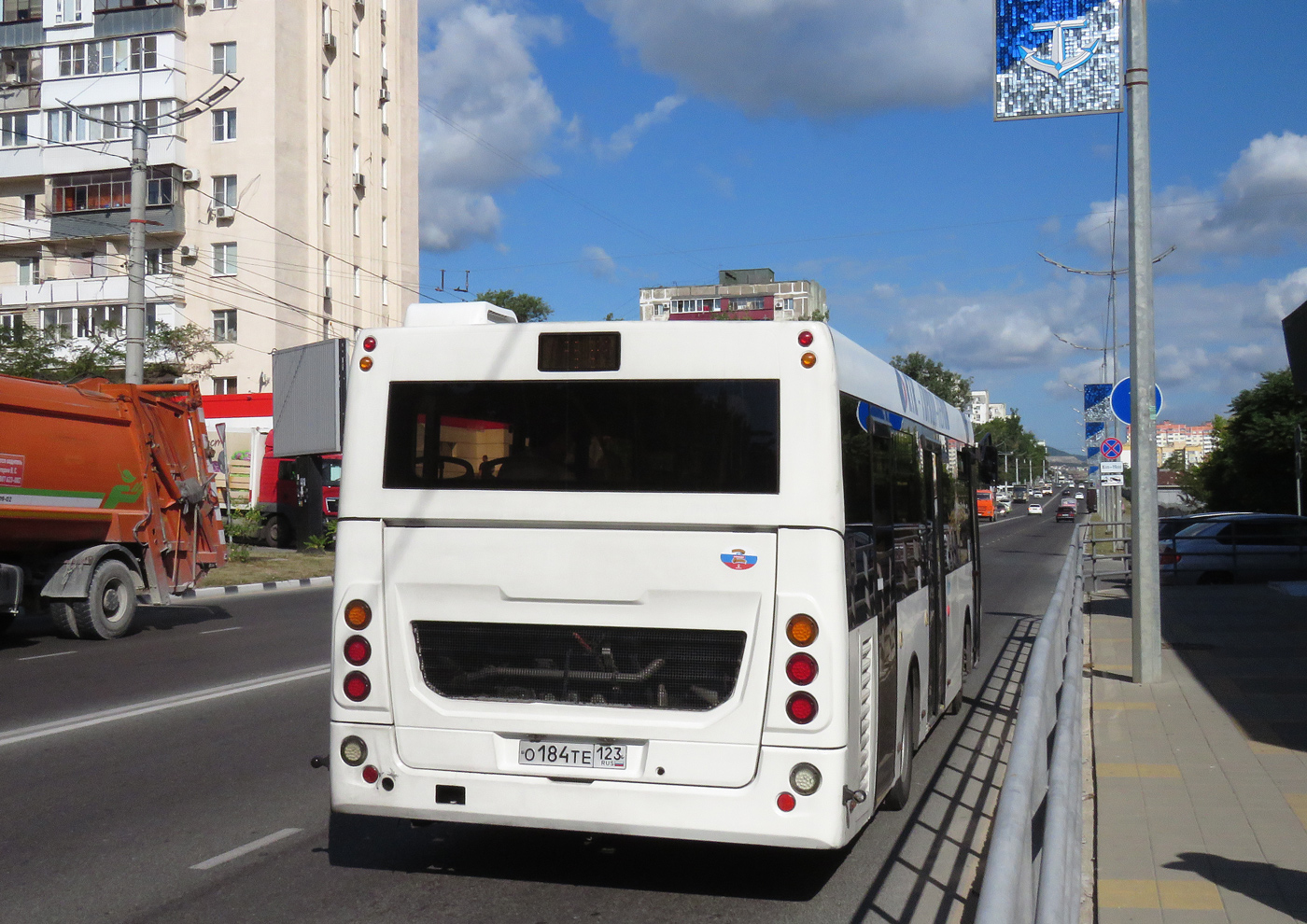 Краснодарский край, ЛиАЗ-4292.60 (1-2-1) № О 184 ТЕ 123