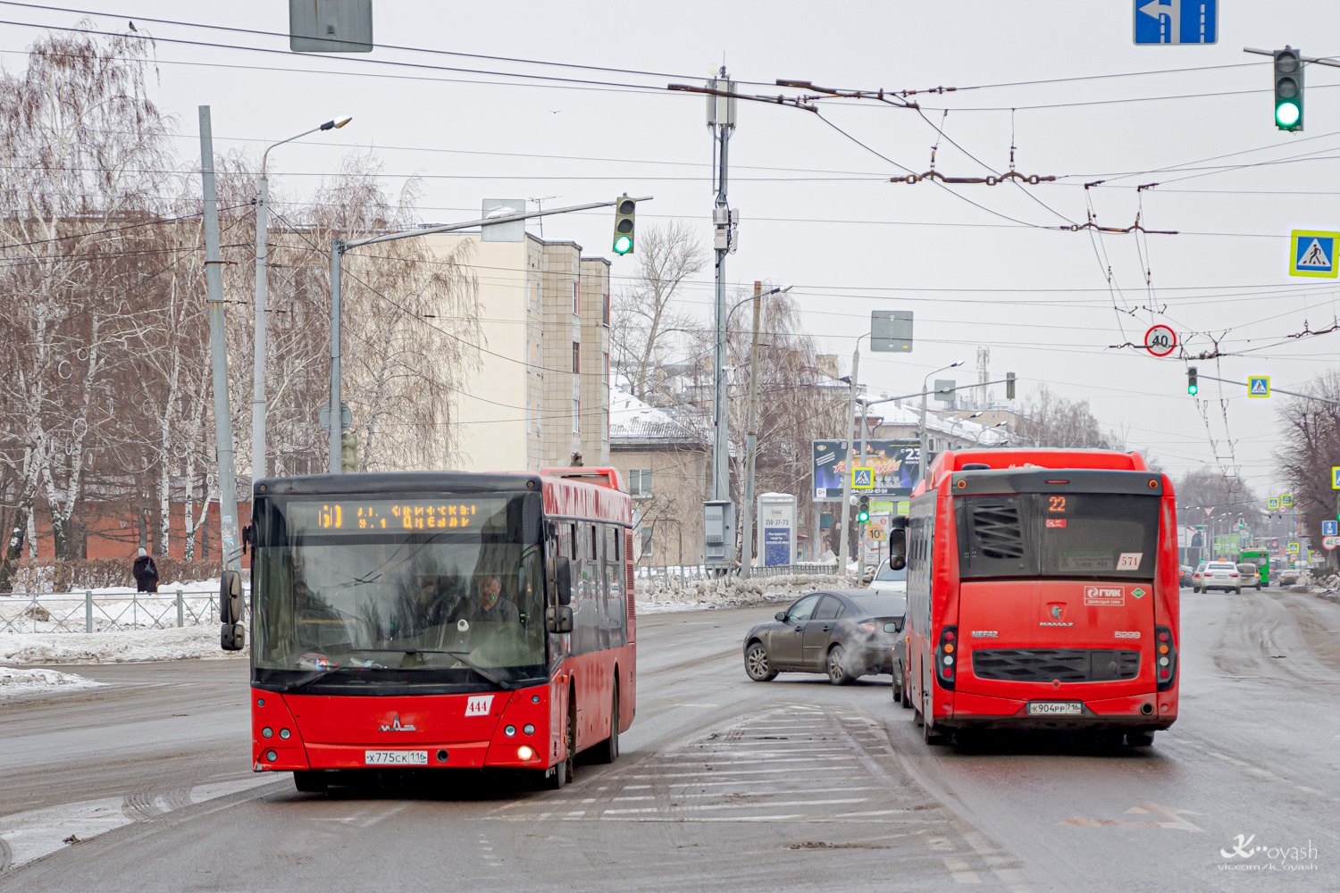 Татарстан, МАЗ-203.069 № 444; Татарстан, НефАЗ-5299-40-57 (CNG) № 571