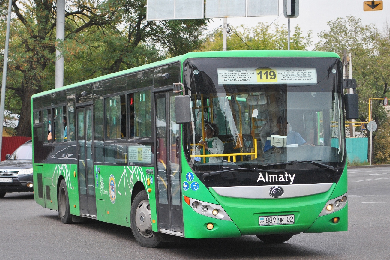 Алматы, Yutong ZK6118HGA № 889 MK 02