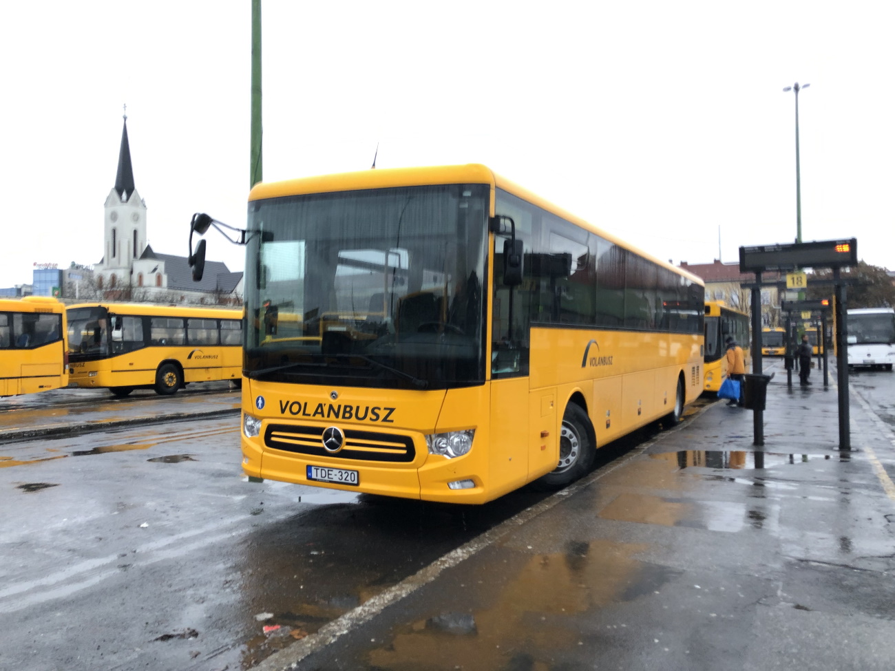 Венгрия, Mercedes-Benz Intouro III M № TDE-320