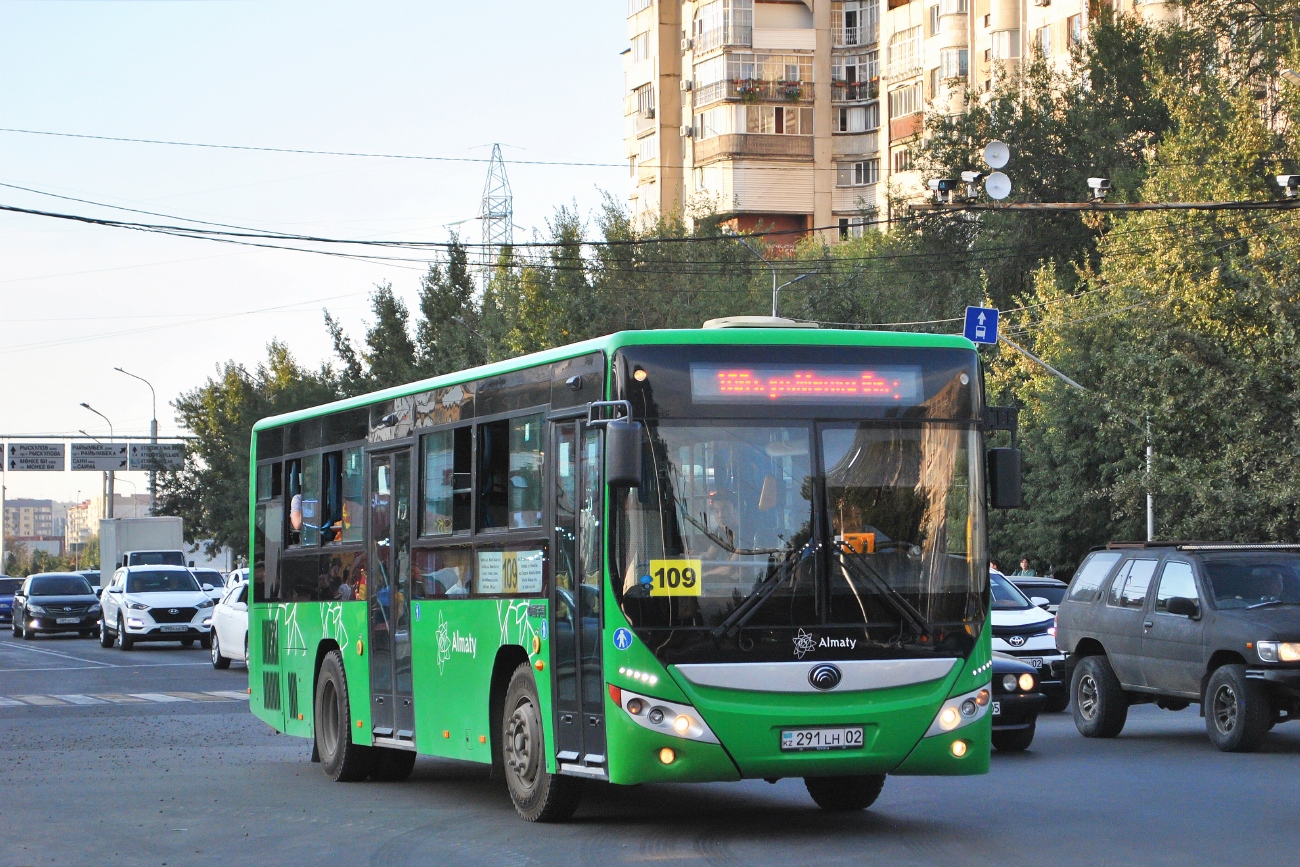 Алматы, Yutong ZK6108HGH № 291 LH 02