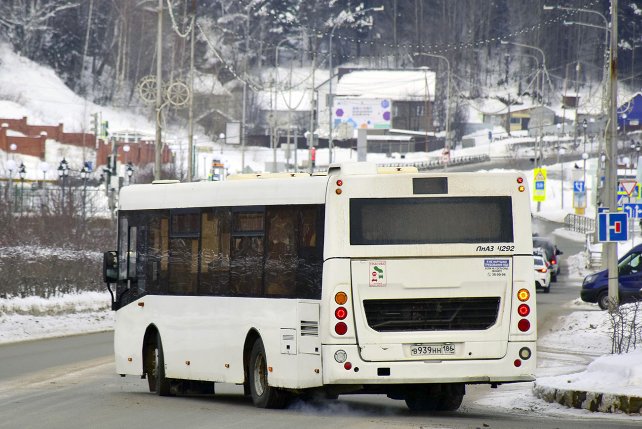 Khanty-Mansi AO, LiAZ-4292.60 (1-2-1) # В 939 НН 186