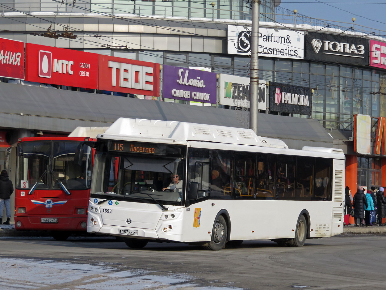 Кировская область, ЛиАЗ-5292.67 (CNG) № х693