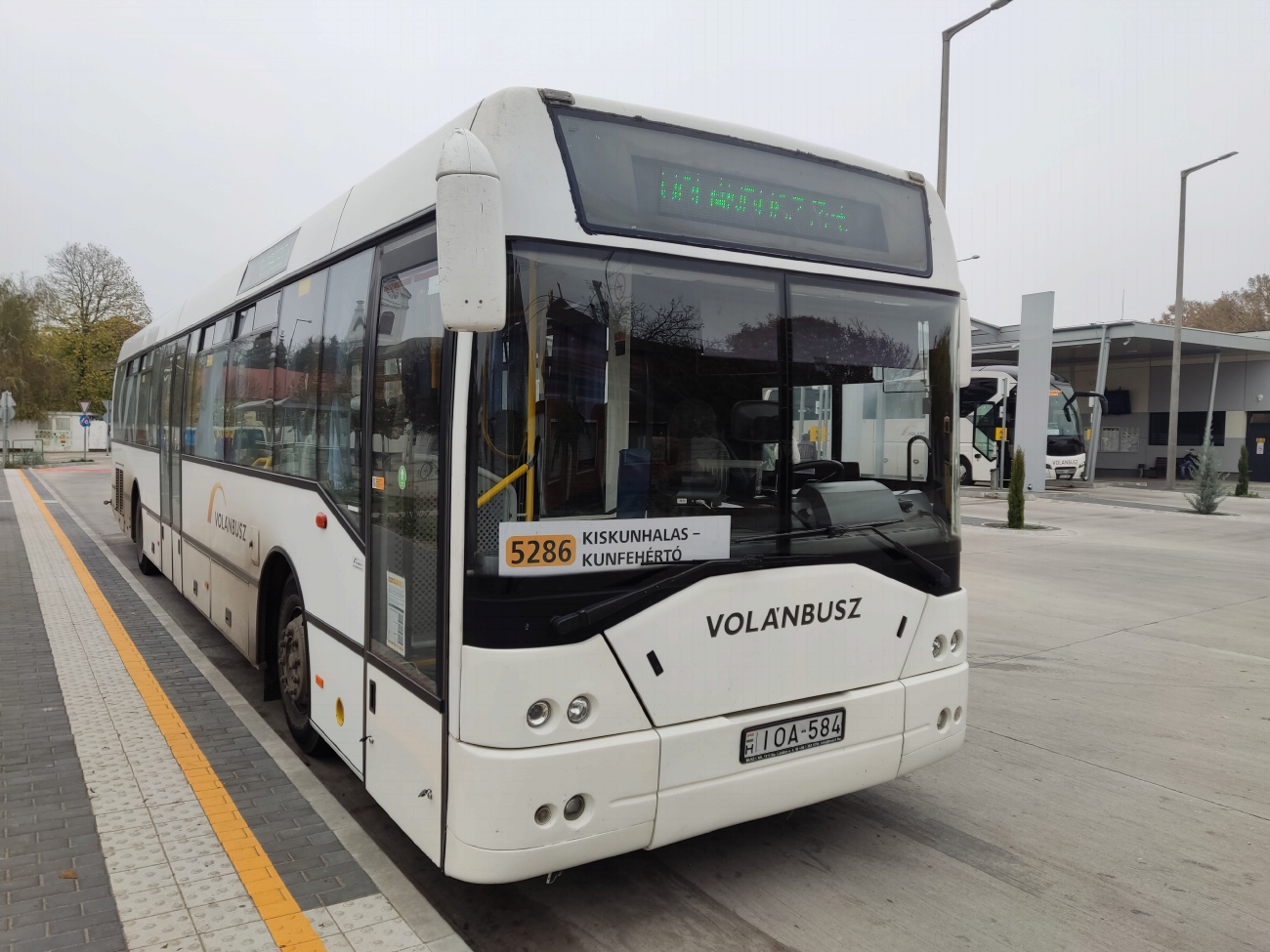 Венгрия, Ikarus EAG E94.53 № IOA-584